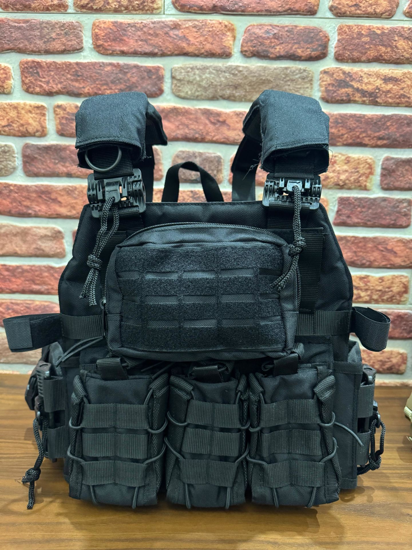 HUNTHINK TAKTİKAL Çift Kurtarmalı Hücum Yeleği (Siyah)